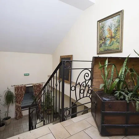 Πανσιόν Park - Boutique 4*